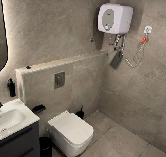 Sale of office in Marbella