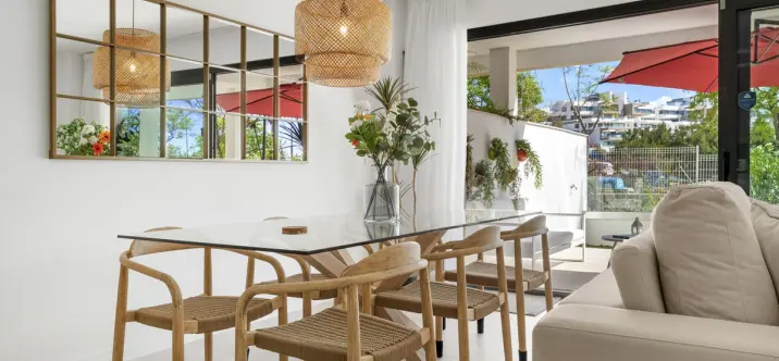 Продажа апартаментов на первом этаже в Estepona 3