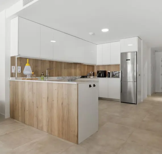 Продажа апартаментов на первом этаже в Estepona