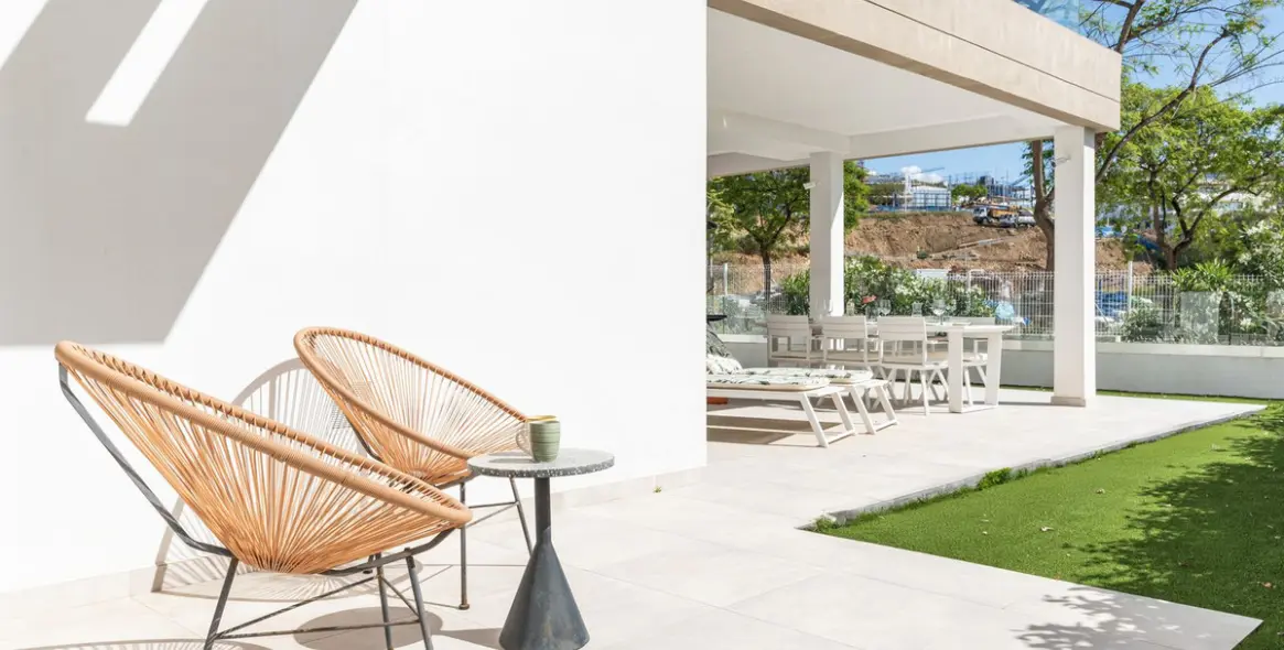 Продажа апартаментов на первом этаже в Estepona 18