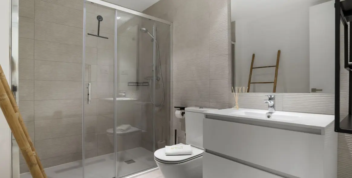 Venta de apartamento en planta baja en Estepona 20