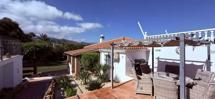 Venta de villa independiente en Coín 1