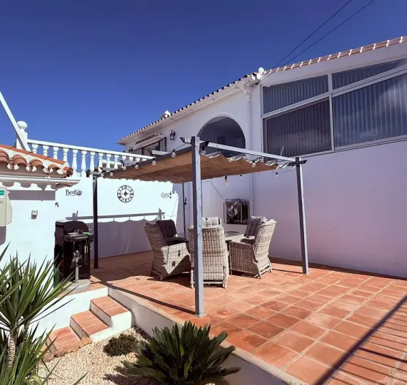 Venta de villa independiente en Coín