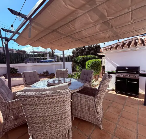 Venta de villa independiente en Coín