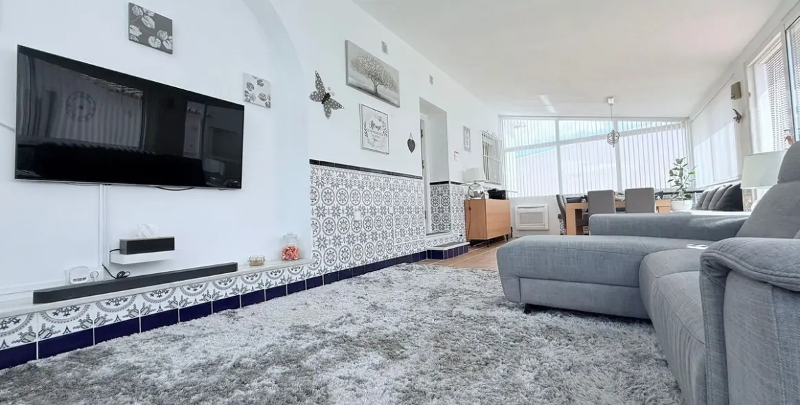 Sale of detached villa in Coín 14