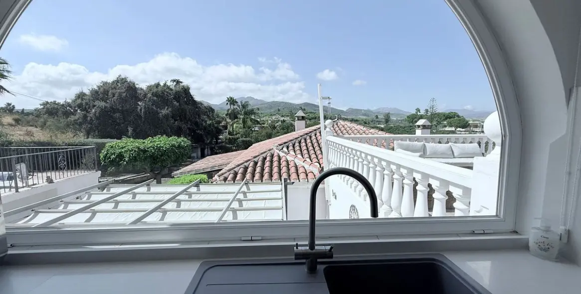 Sale of detached villa in Coín 18