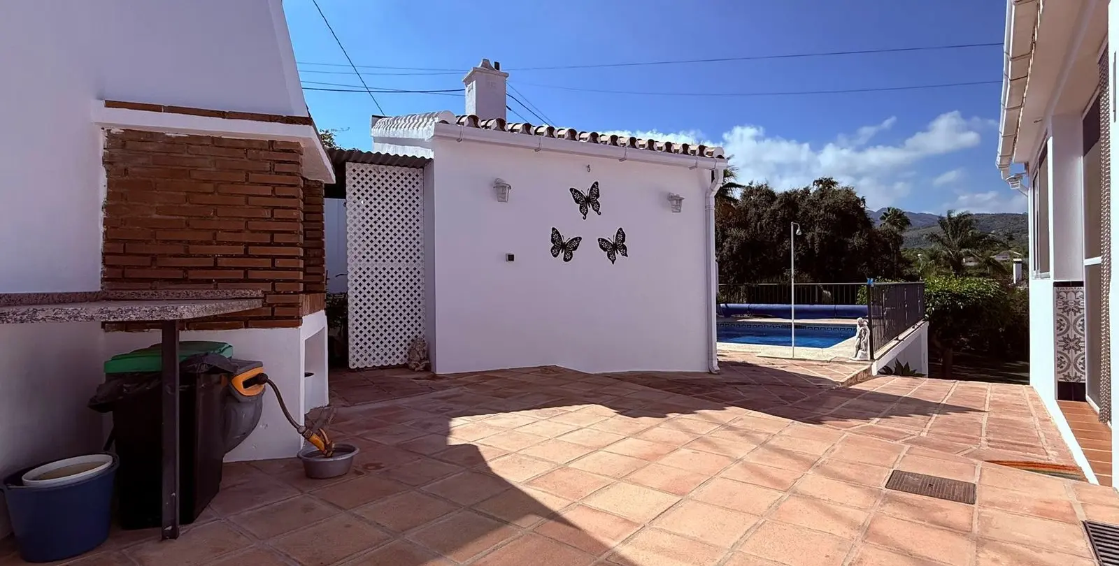 Sale of detached villa in Coín 11