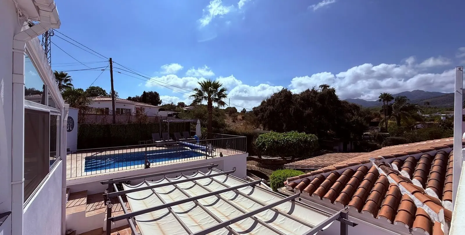 Sale of detached villa in Coín 28