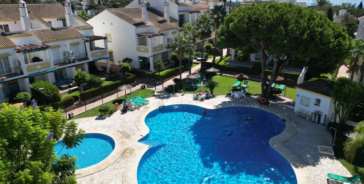 Sale of penthouse duplex in Marbesa 2