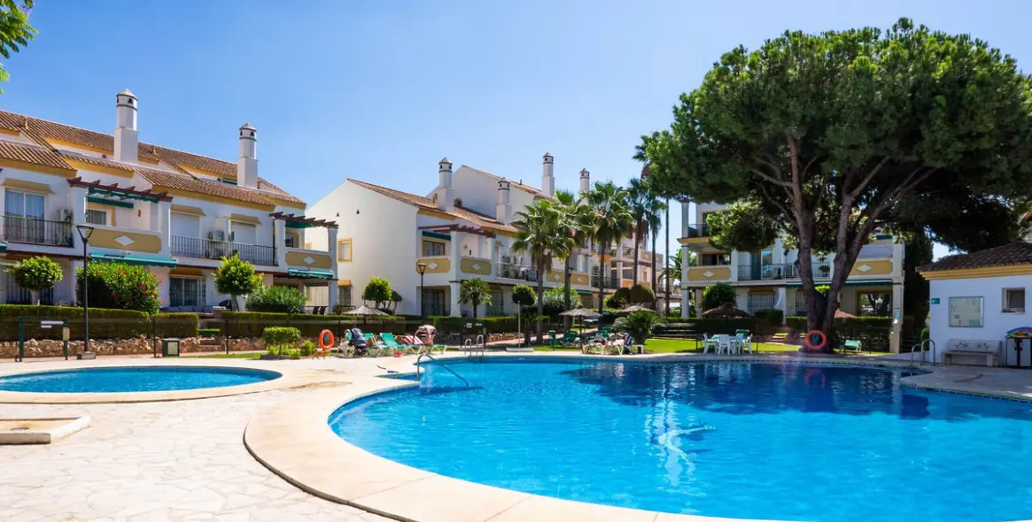 Sale of penthouse duplex in Marbesa 3