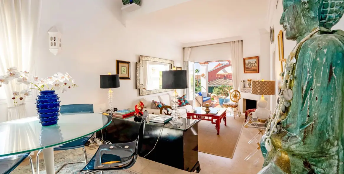 Sale of penthouse duplex in Marbesa 13