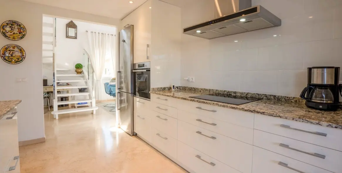 Venta de ático dúplex en Marbesa 21