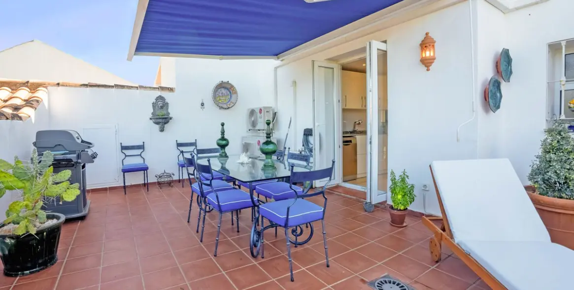 Venta de ático dúplex en Marbesa 26