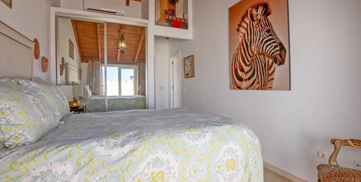 Venta de ático dúplex en Marbesa 30