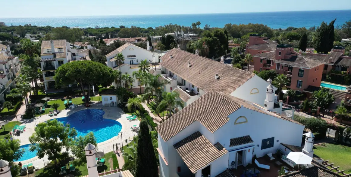 Venta de ático dúplex en Marbesa 43