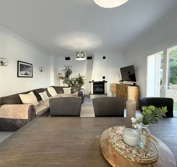 Продажа  отдельно стоящей виллы в Casares