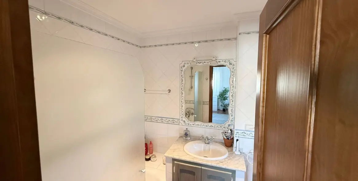 Venta de villa independiente en Casares 17