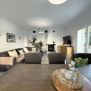 Venta de villa independiente en Casares