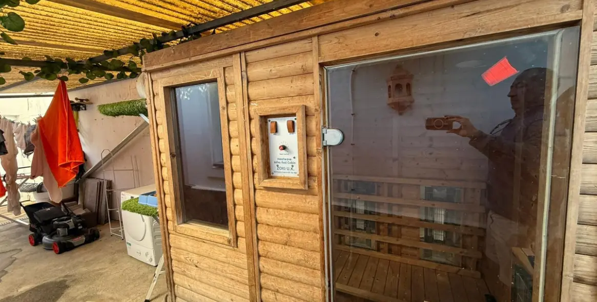 Sale of detached villa in Casares 26