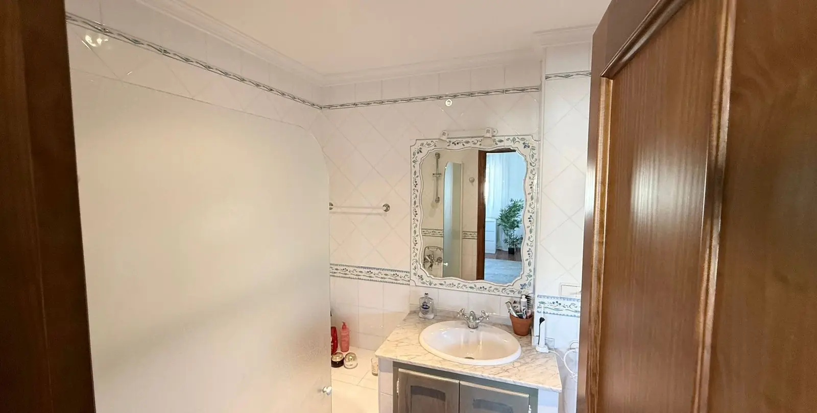 Sale of detached villa in Casares 17
