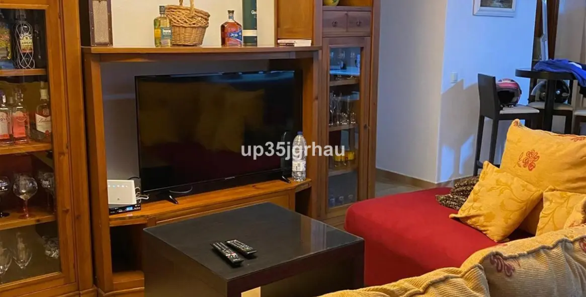 Продажа  отдельно стоящей виллы в Estepona 18