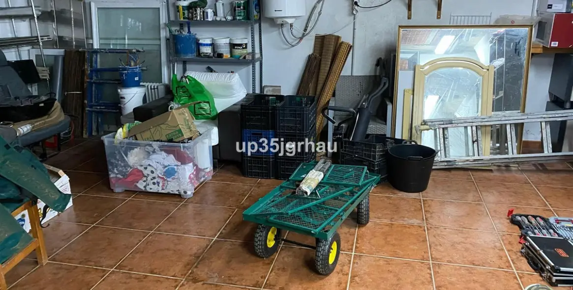 Продажа  отдельно стоящей виллы в Estepona 30