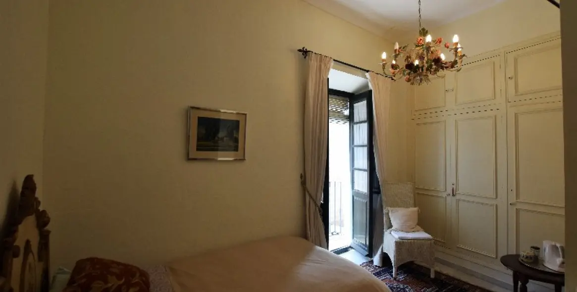 Sale of detached villa in Ronda 43