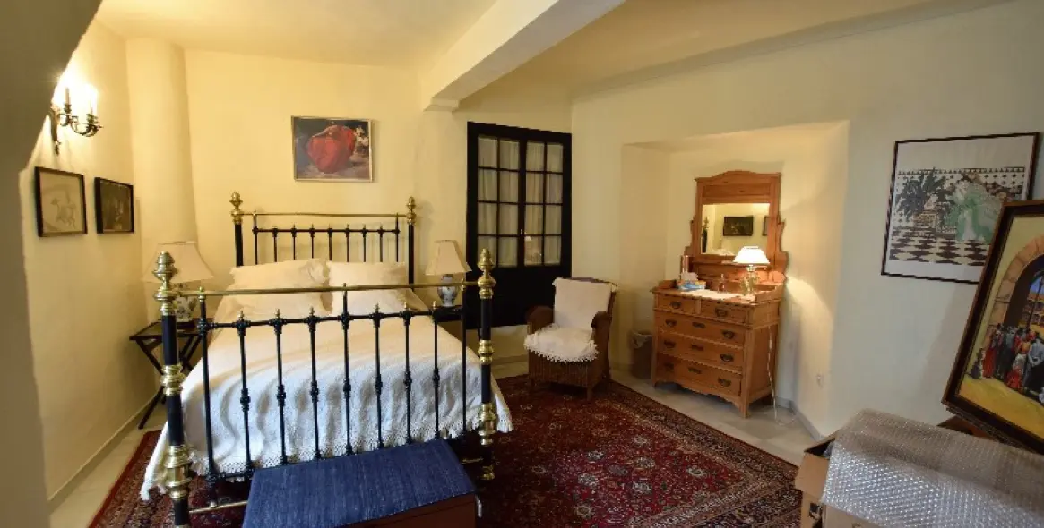 Sale of detached villa in Ronda 48