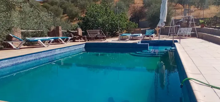 Продажа  отдельно стоящей виллы в Riogordo 0