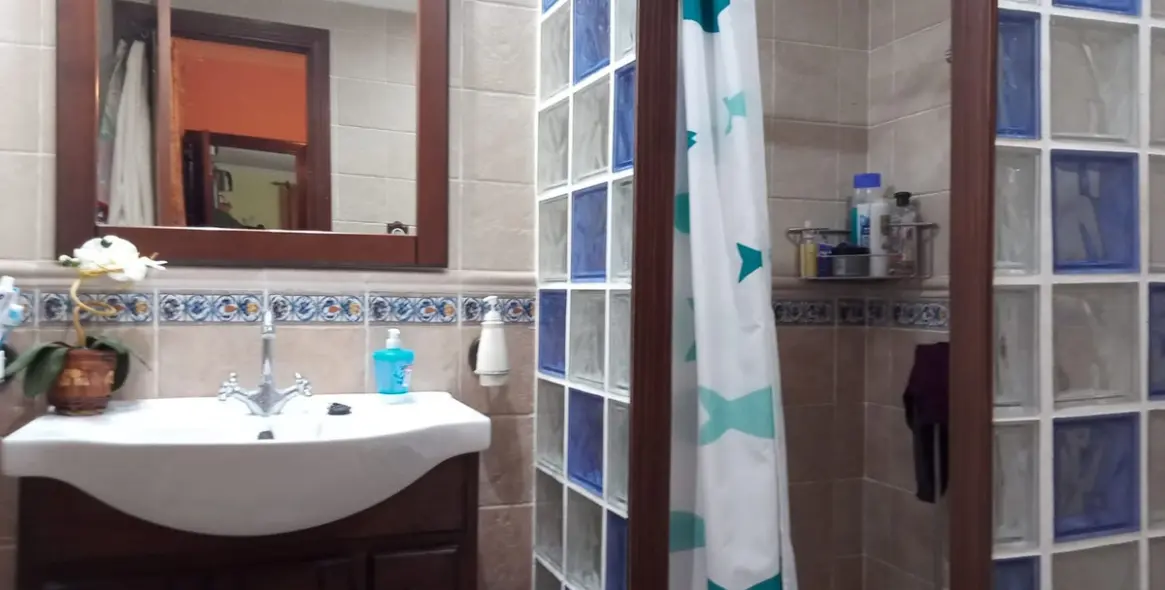 Venta de villa independiente en Riogordo 14