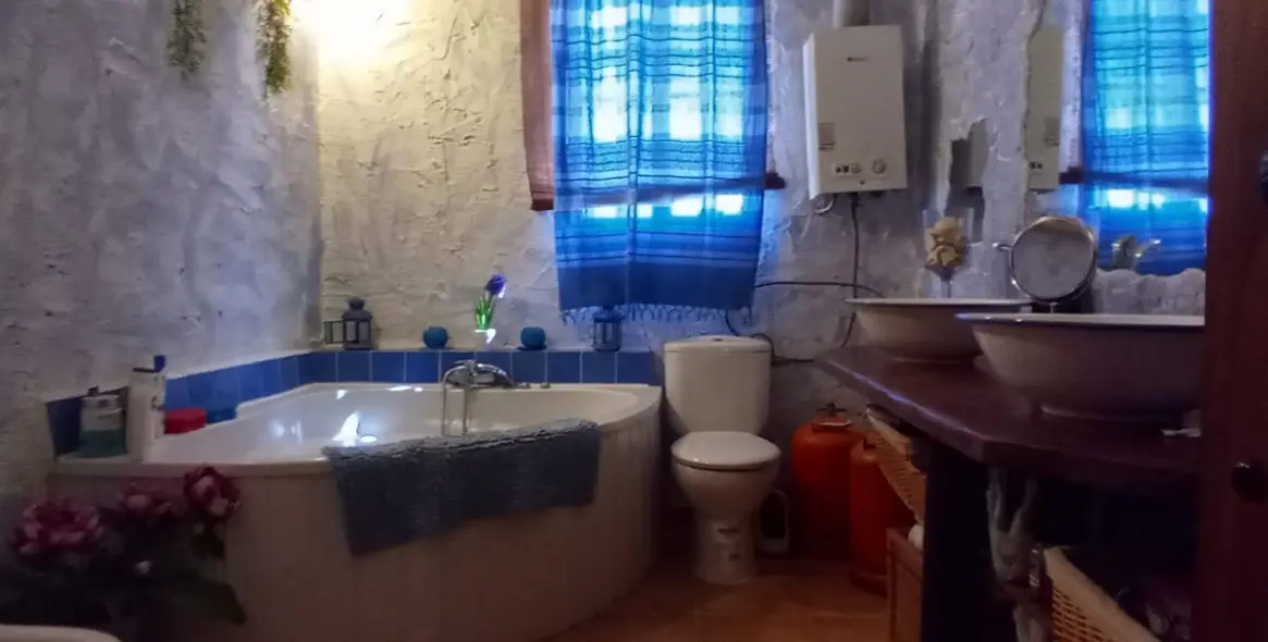 Sale of detached villa in Riogordo 27