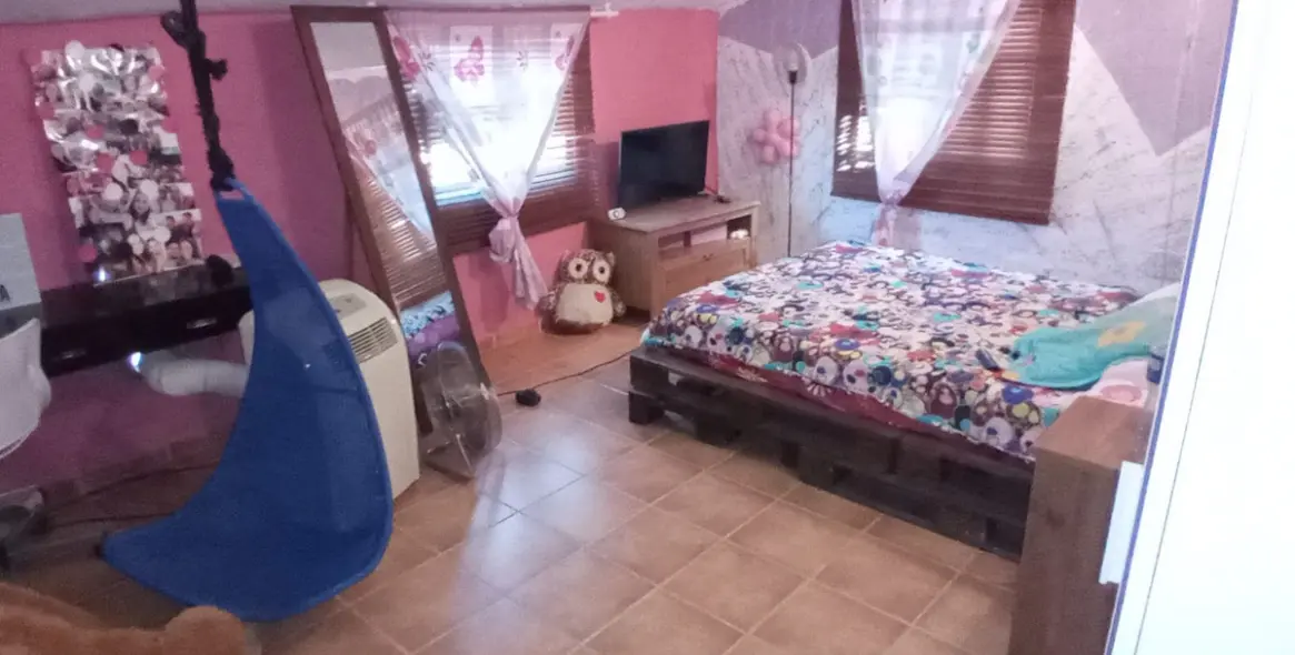 Sale of detached villa in Riogordo 32