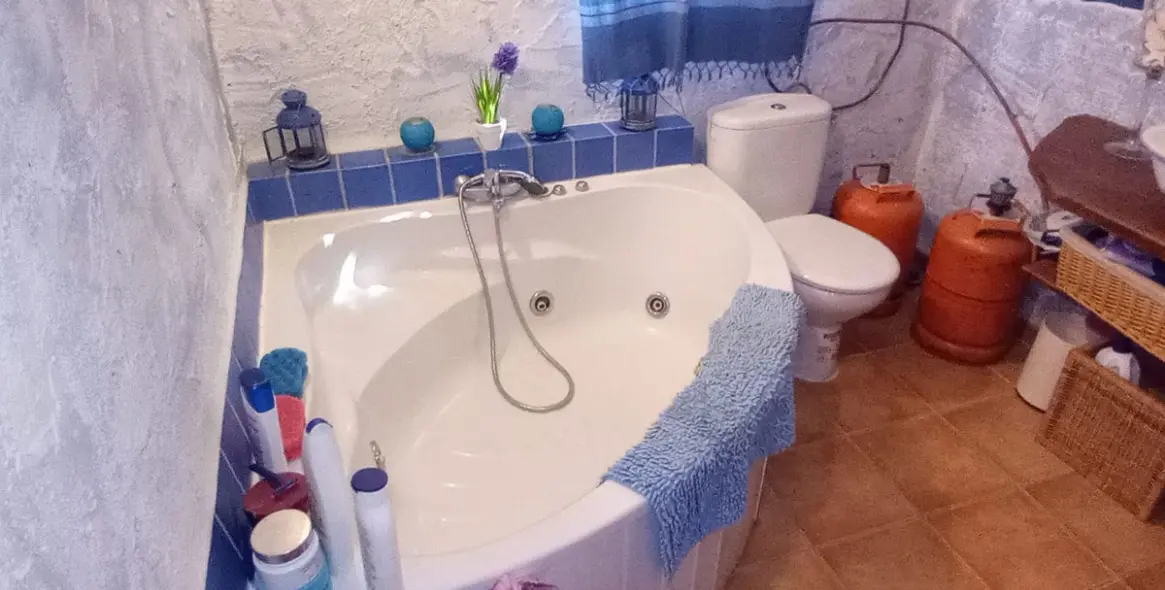 Sale of detached villa in Riogordo 37