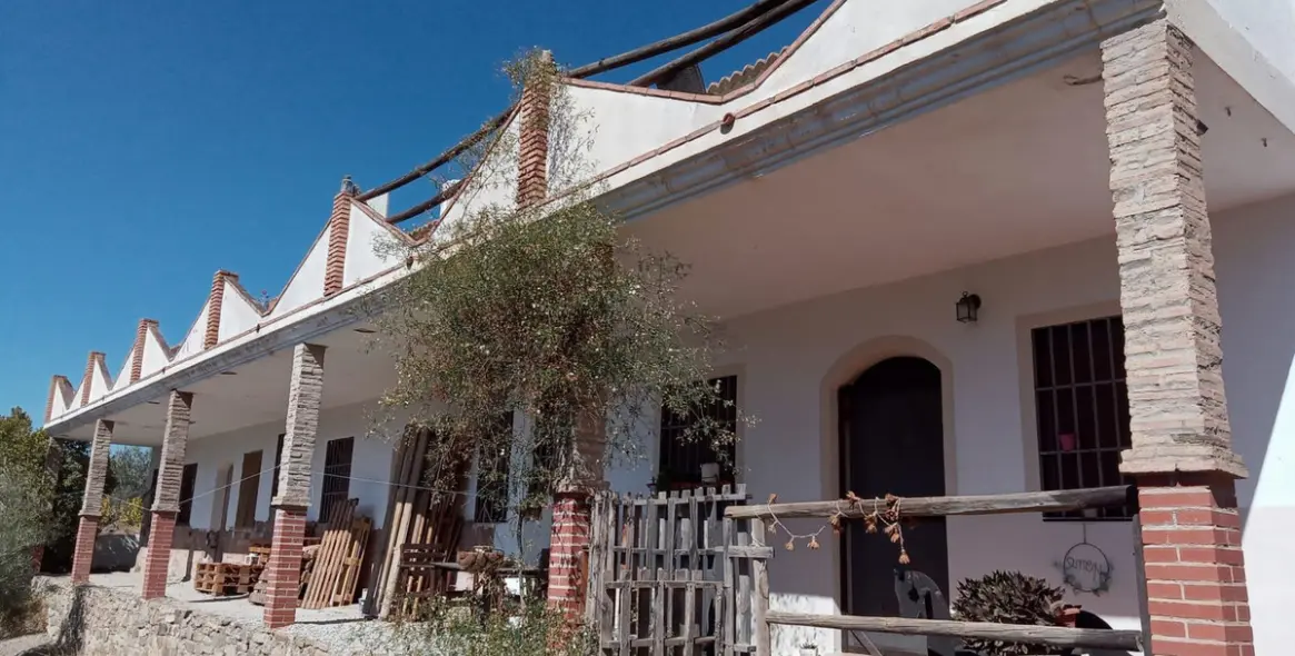 Sale of detached villa in Riogordo 42