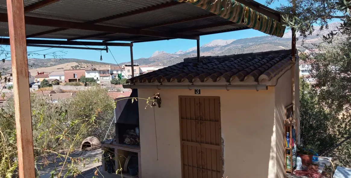 Sale of detached villa in Riogordo 48