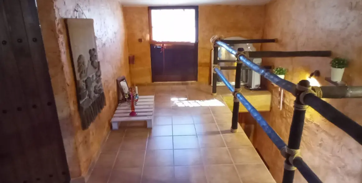 Sale of detached villa in Riogordo 52