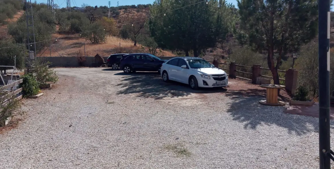 Sale of detached villa in Riogordo 53