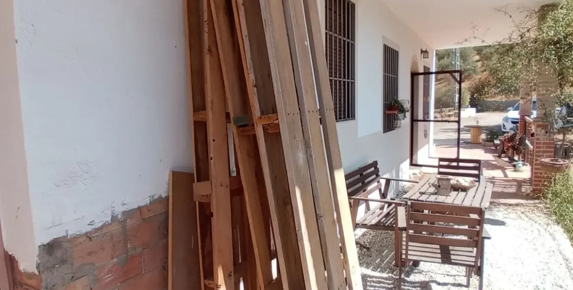 Sale of detached villa in Riogordo 62