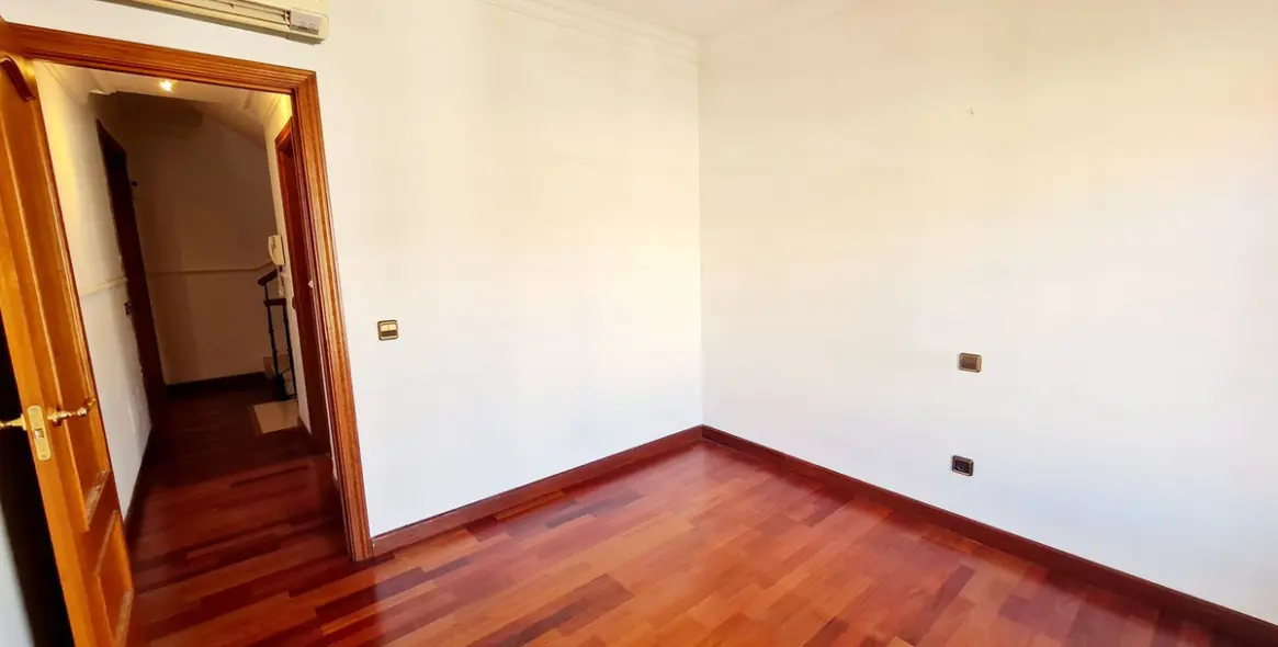 Sale of semi-detached house in Fuengirola 14