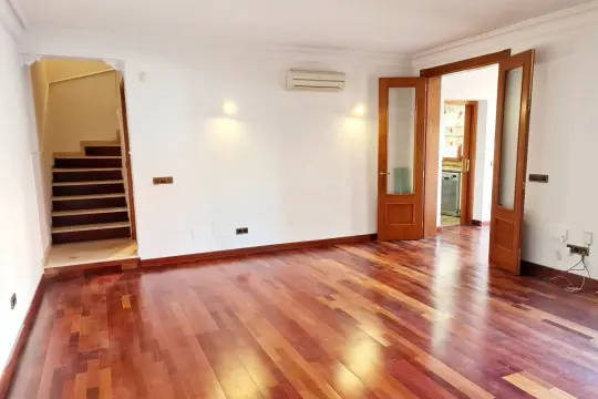 Image 4 thumb