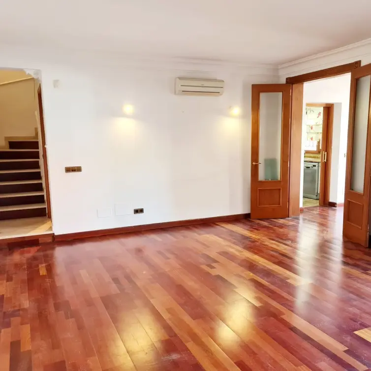 Продажа дома на две семьи в Fuengirola