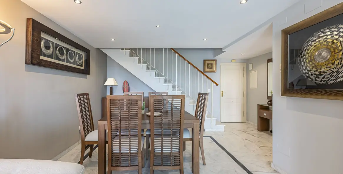 Sale of penthouse duplex in Marbella East (district Bahia De Marbella) 10