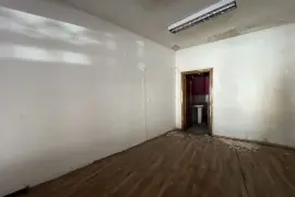 Image 7 thumb