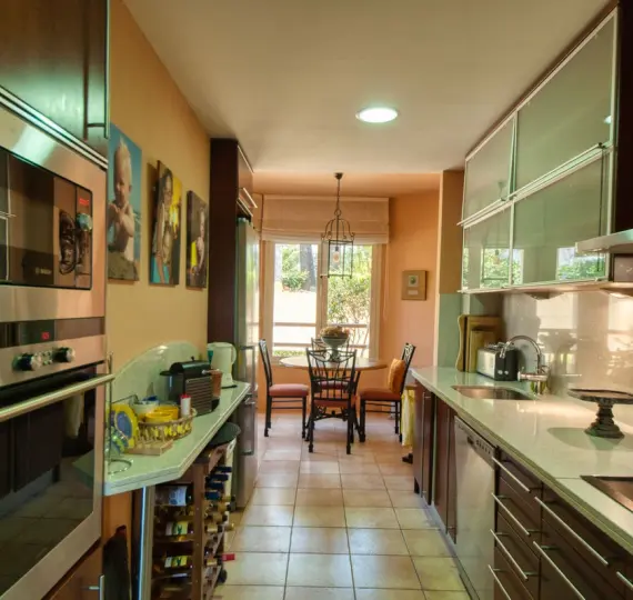 Продажа апартаментов на первом этаже в Sierra Blanca