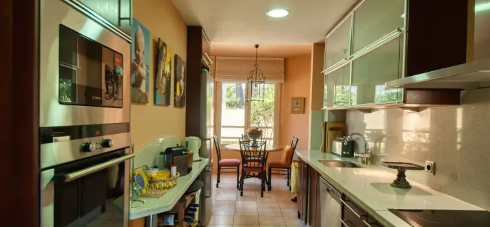 Продажа апартаментов на первом этаже в Sierra Blanca 3