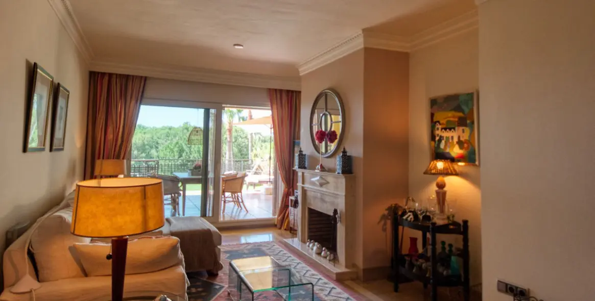 Sale of ground floor apartment in Sierra Blanca 7