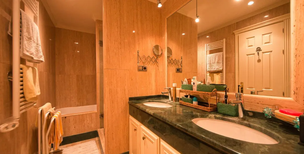 Sale of ground floor apartment in Sierra Blanca 14