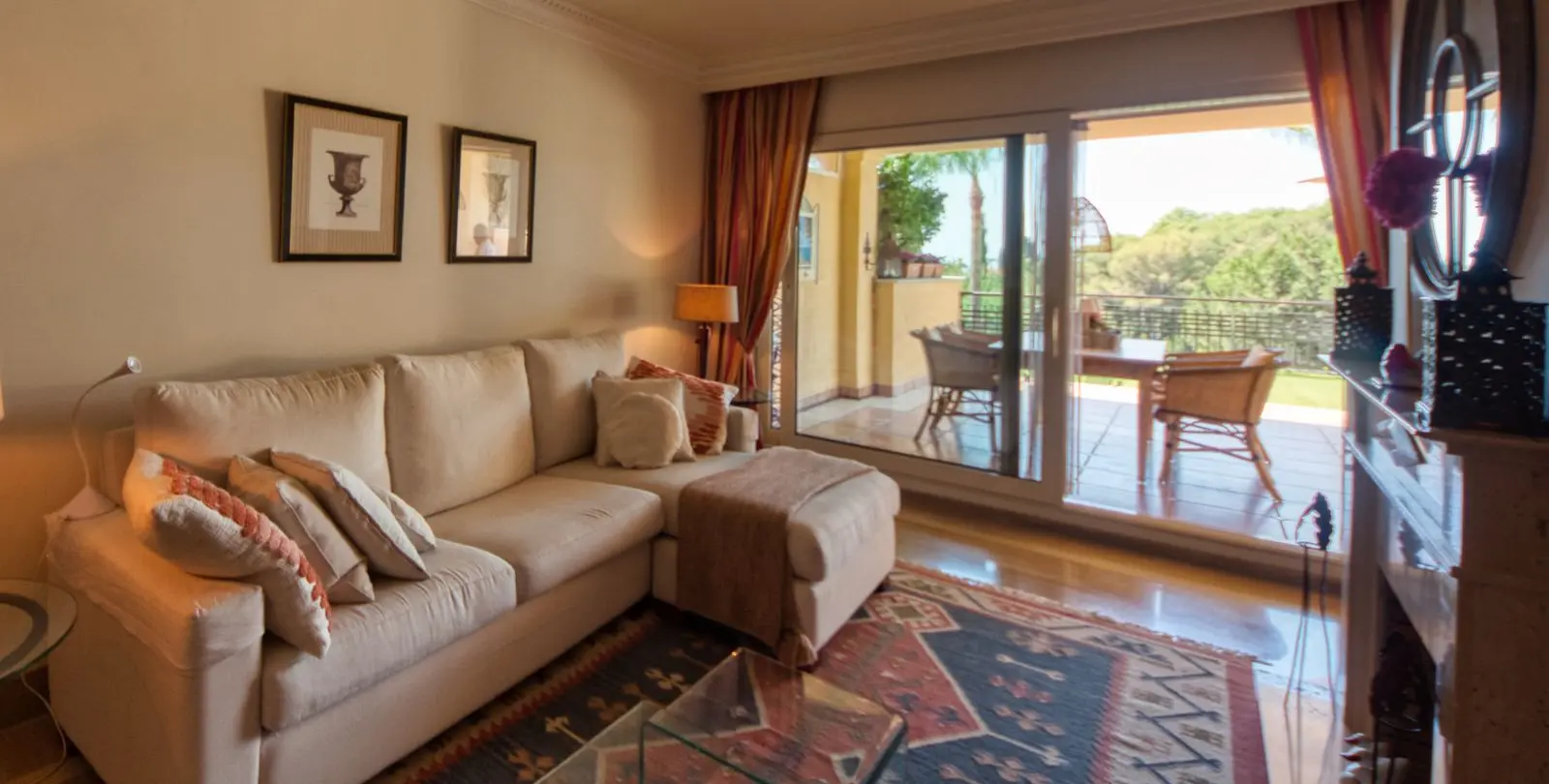 Sale of ground floor apartment in Sierra Blanca 3