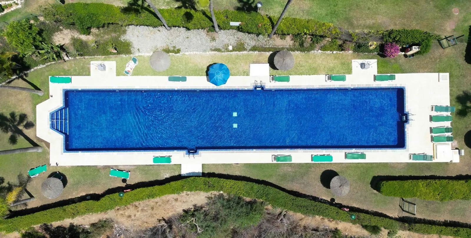 Sale of ground floor apartment in Sierra Blanca 5