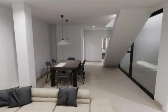 Image 4 thumb